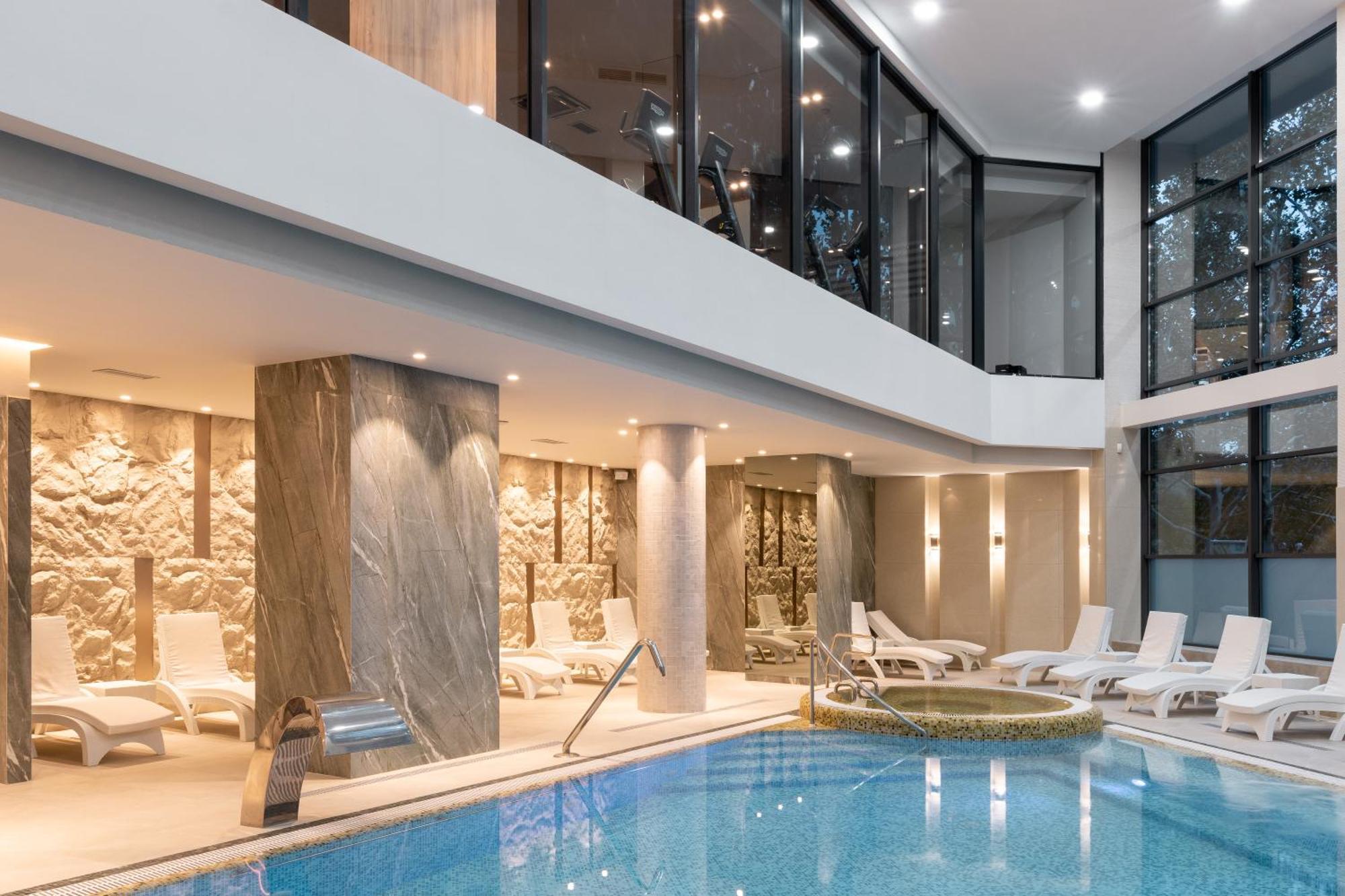 Aquaperla Hotel & Spa คีชีเนา ภายนอก รูปภาพ